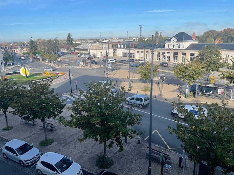 T2 4 Pers Face Gare Sncf Appart Hotel Le Cygne 6 Bourges Ngoại thất bức ảnh